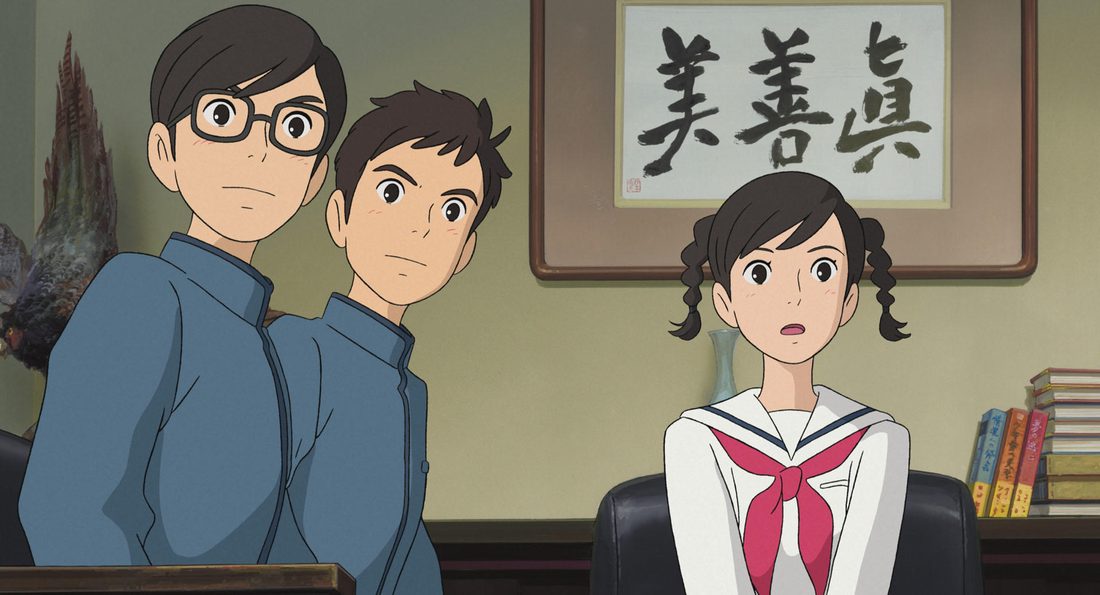 Mizunuma escucha en el despacho, con Shun y Umi