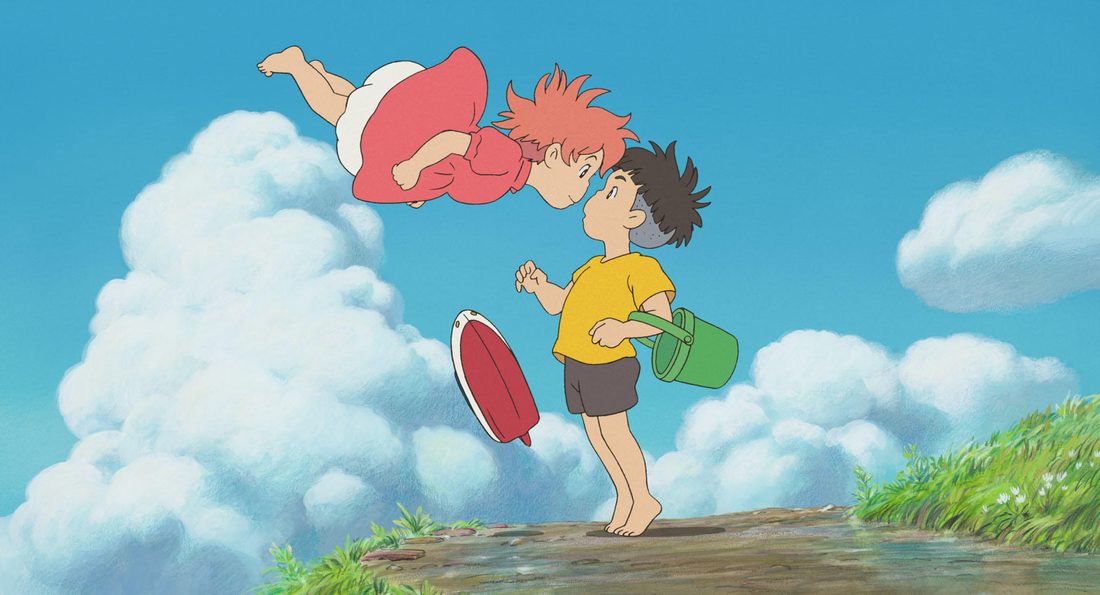 Ponyo salta desde el aire hacia Sōsuke, sobre las nubes